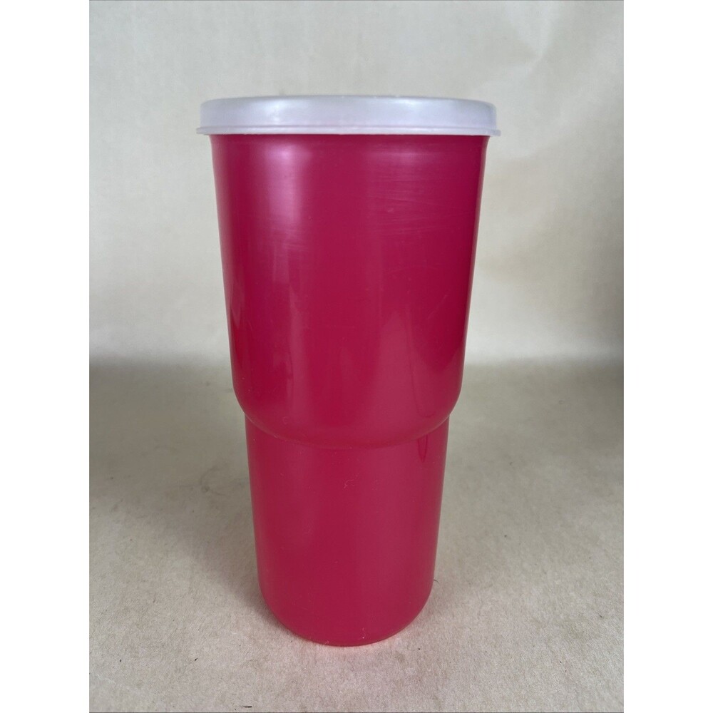 VTG Tupperware Red 18 oz Table Top Tumbler 2413B-6 Stackable w/ Lid Made In‎ USA